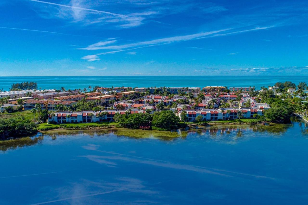 Anna Maria Island Runaway Tropical Dream-One Minute Walk To The Beach-Heated Pool Bradenton Beach Ngoại thất bức ảnh