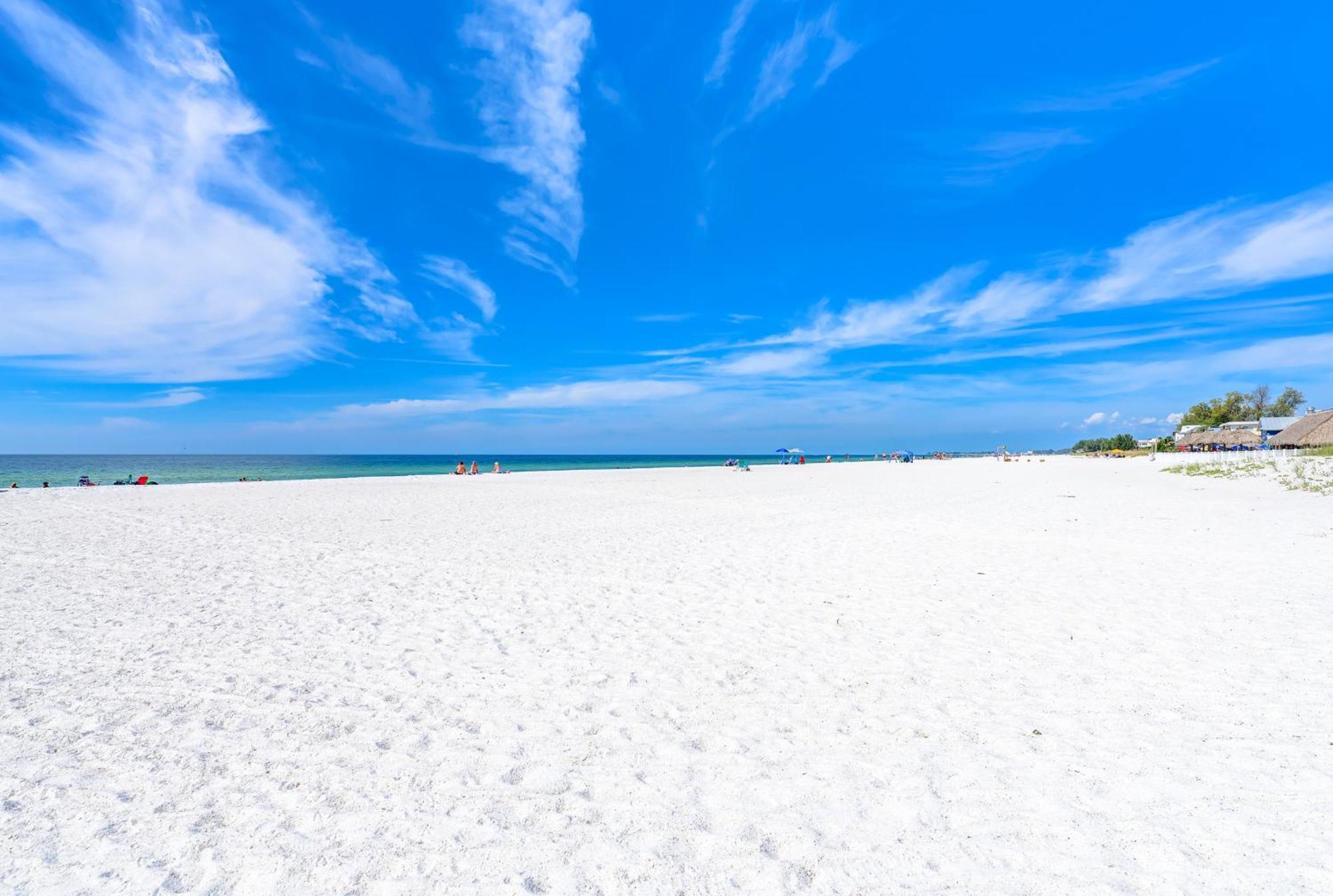 Anna Maria Island Runaway Tropical Dream-One Minute Walk To The Beach-Heated Pool Bradenton Beach Ngoại thất bức ảnh