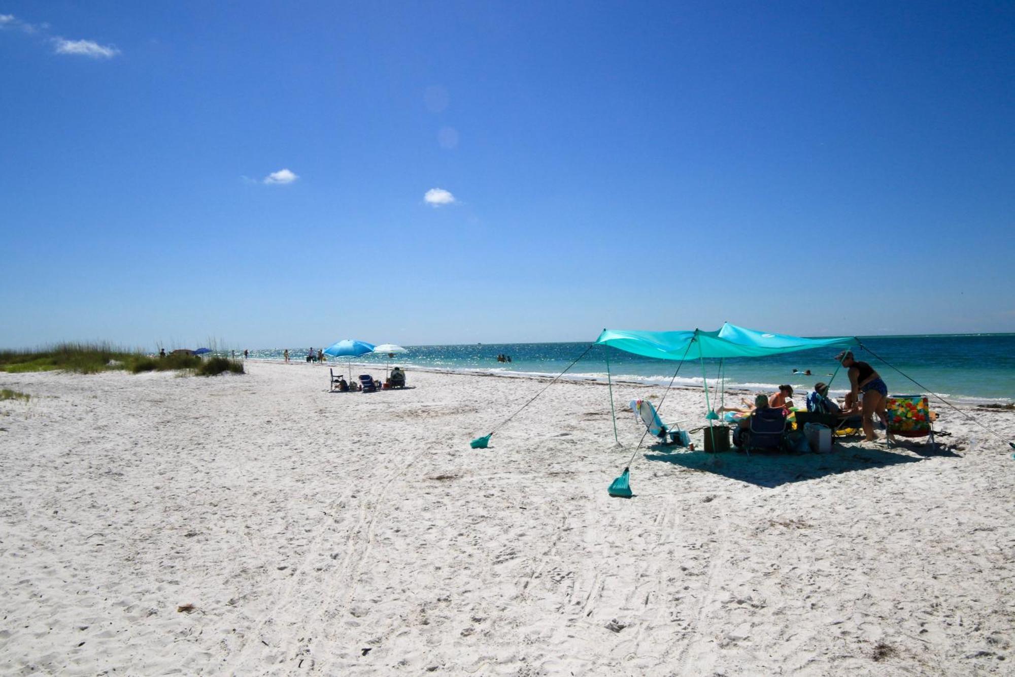 Anna Maria Island Runaway Tropical Dream-One Minute Walk To The Beach-Heated Pool Bradenton Beach Ngoại thất bức ảnh