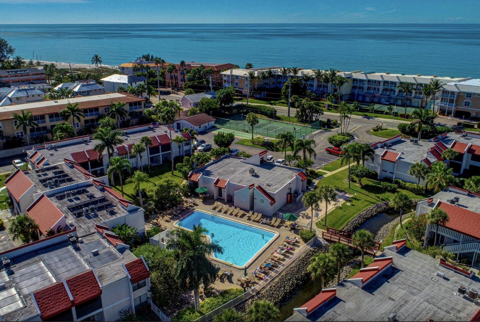 Anna Maria Island Runaway Tropical Dream-One Minute Walk To The Beach-Heated Pool Bradenton Beach Ngoại thất bức ảnh