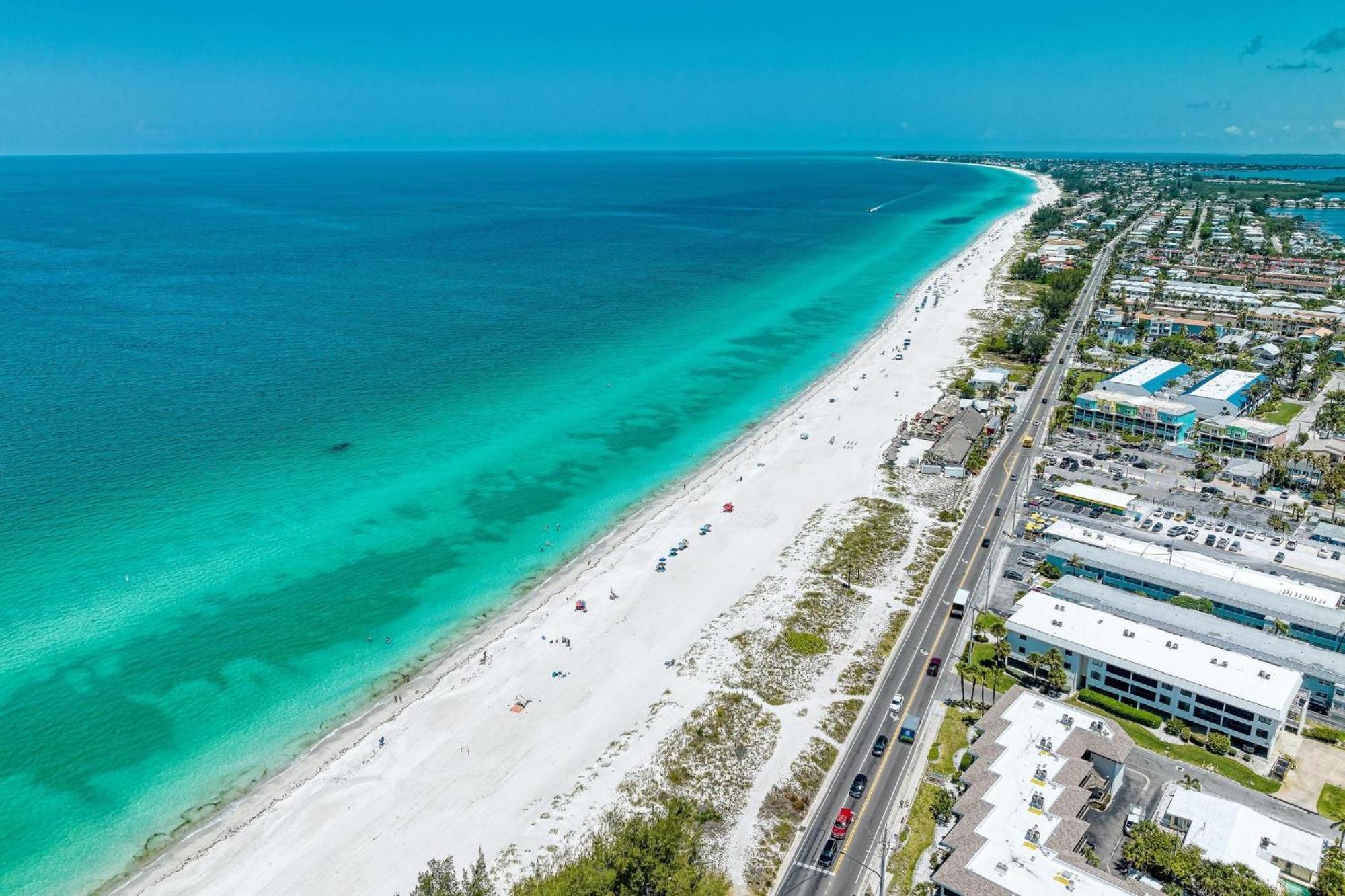 Anna Maria Island Runaway Tropical Dream-One Minute Walk To The Beach-Heated Pool Bradenton Beach Ngoại thất bức ảnh