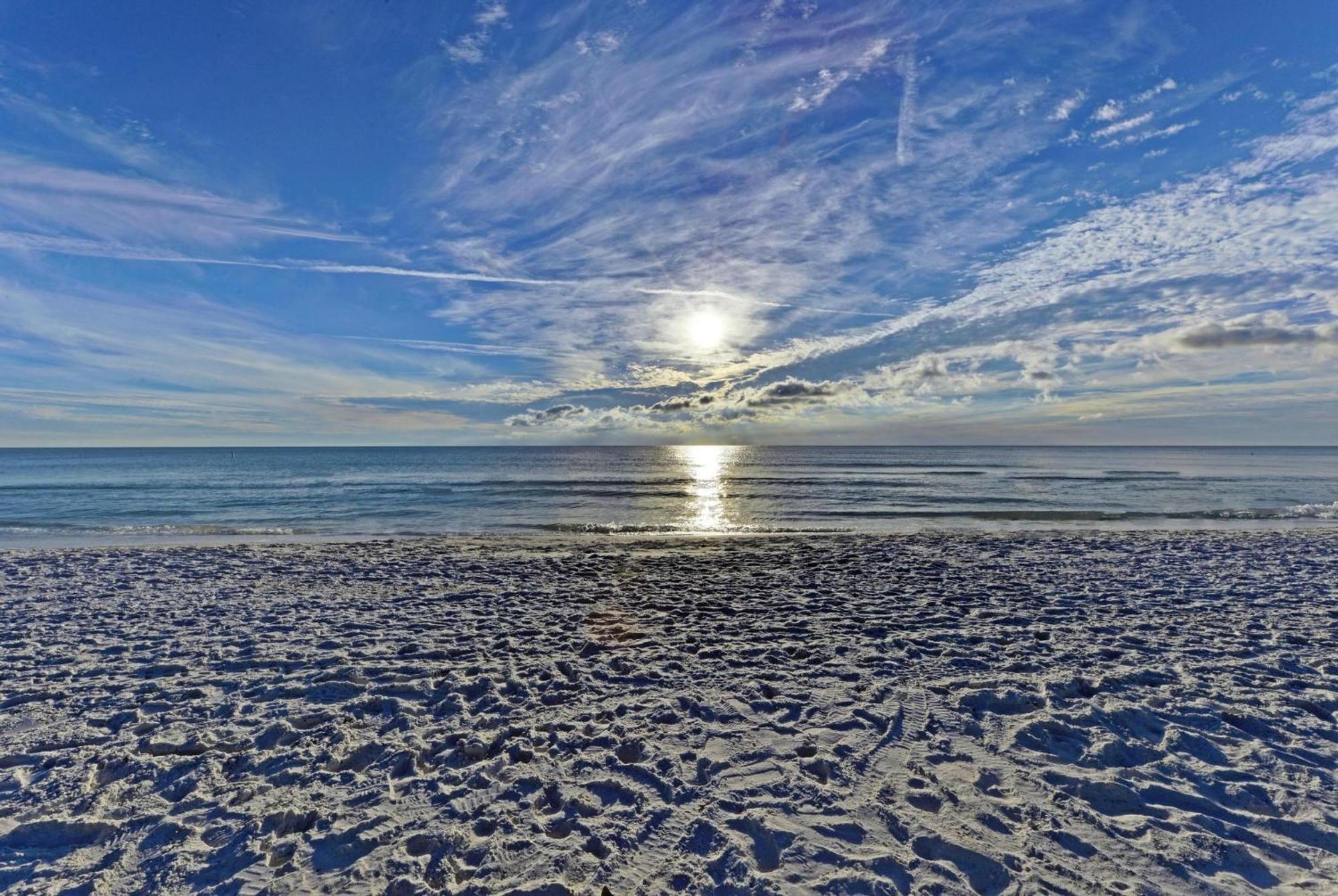 Anna Maria Island Runaway Tropical Dream-One Minute Walk To The Beach-Heated Pool Bradenton Beach Ngoại thất bức ảnh